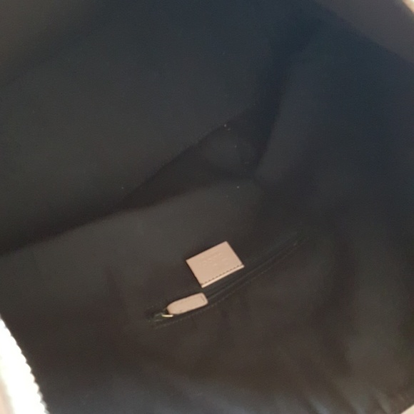 GUCCI GG SOFT PINK GUCCISIMA HOBO BAG - Picture 7 of 8